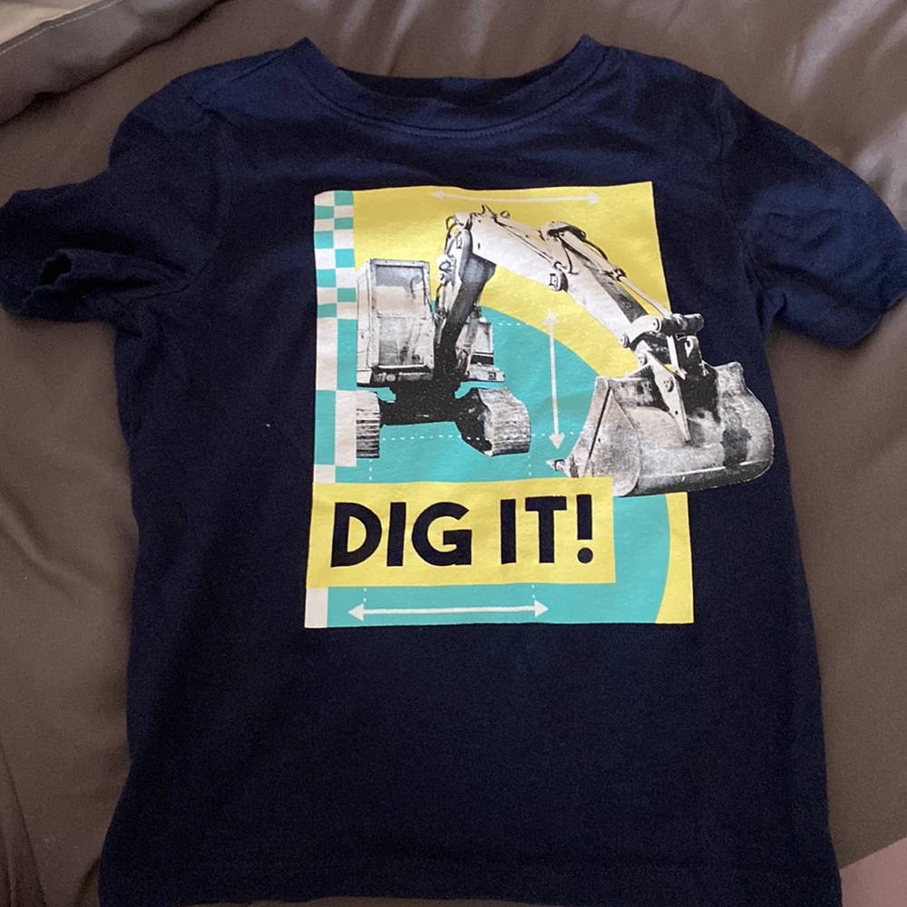 Old Navy boys “dig it” t-shirt